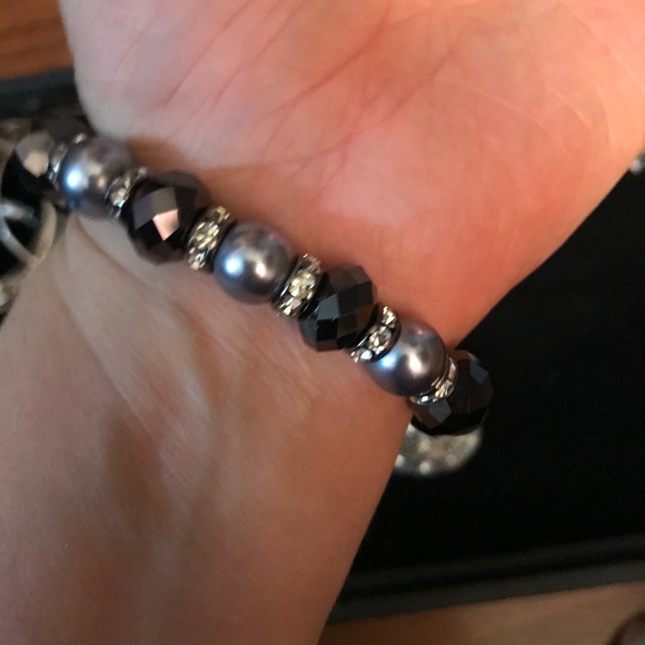 Premier Designs bead/jewel bracelet - Picture 2 of 5